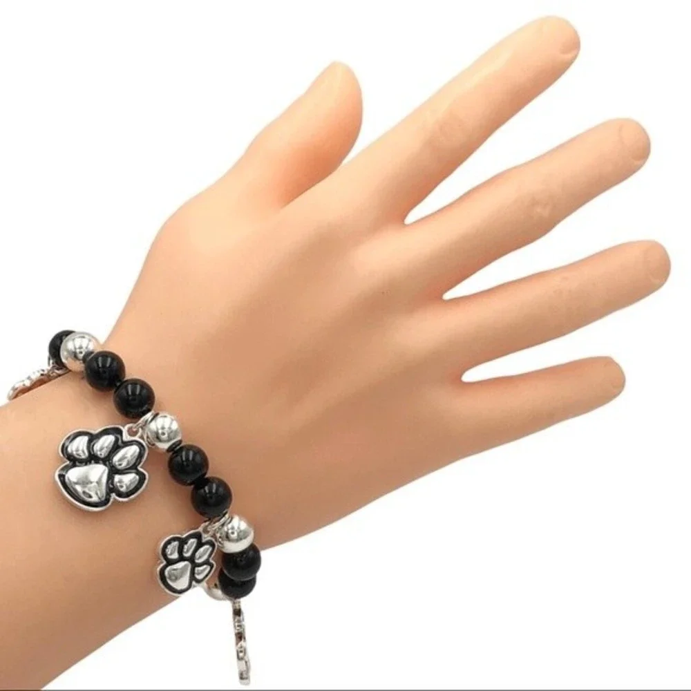 🌼 Paw Print Black Bead Silver Charm Bracelet